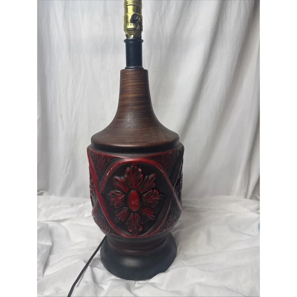 Vintage MCM Brutalist Ceramic Table Lamp Red Floral Medallion Wood Grain 60's